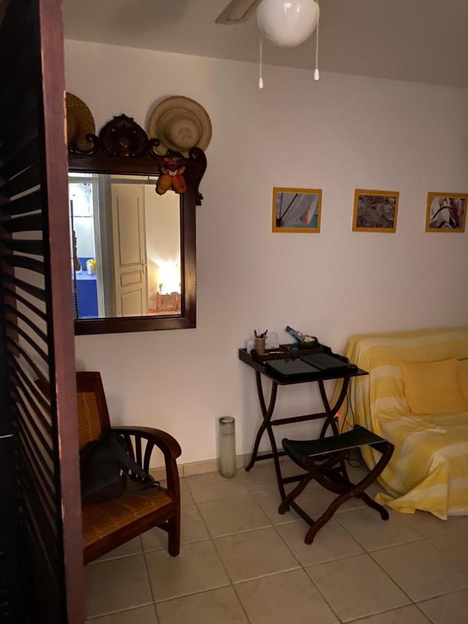 Les Hibiscus Lägenhet Sainte-Luce Exteriör bild